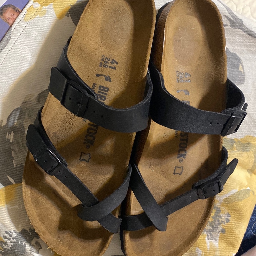 Like new Black Birkenstock’s size 41 (10) sandals.  Only worn a couple times.